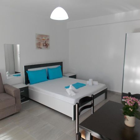 Elvin Apartments Sarandë Exterior foto