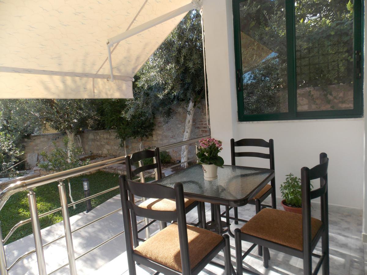 Elvin Apartments Sarandë Exterior foto